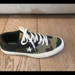 One Star Camo Converse